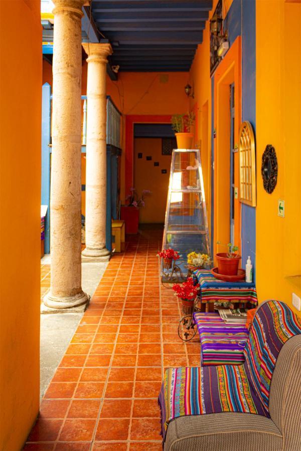 Hostal Cafe Tiana Latacunga Exterior foto